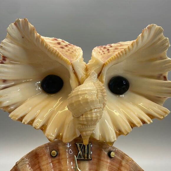 Vintage Owl Shell Art Clock Handmade Kitsch Souvenir 1970s - Picture 2 of 16